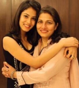 Mira Rajput with her mother