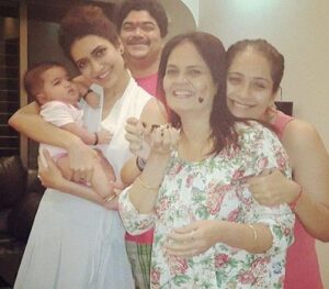 Karishma Tanna with her family
