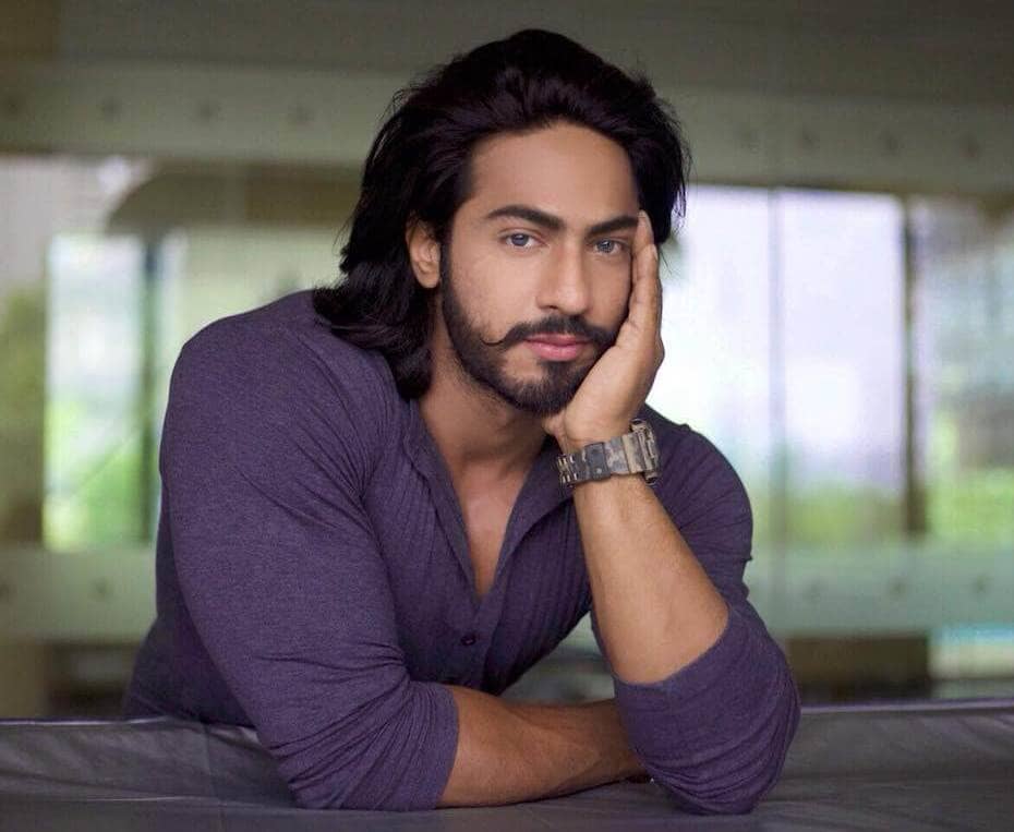Thakur Anoop Singh Biography, Age, Wiki, Height, Weight, Girlfriend, Family  & More -