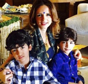 Sussanne Khan with her children