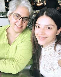 Mehreen Pirzada with her mother