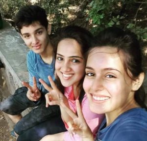 Rhea Sharma with her brother & sister