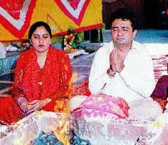 Khushali Kumar's parents