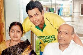 Rohit Sharma with his parents