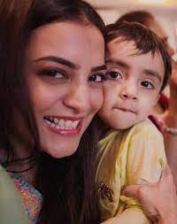 Nisha Agarwal with her son