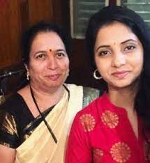 Sayali Sanjeev with her mother