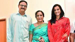 P. V. Sindhu with her parents