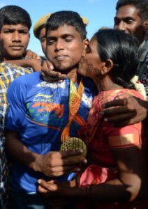 Mariyappan Thangavelu with his mother