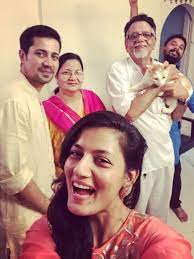 Shruti Vyas with her family